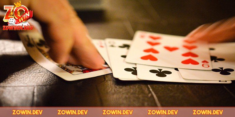 Mậu Binh ZOWIN – Trải Nghiệm Game Bài Trí Tuệ Đỉnh Cao 2 Quy tắc cơ bản cần nắm rõ